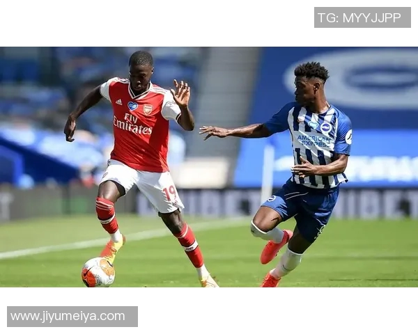 任意球大师的绝技揭秘与足球场上的精彩瞬间回顾