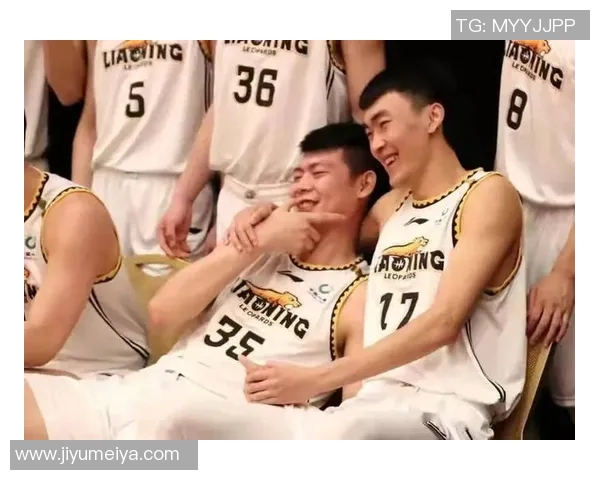 新疆与辽宁首场对决精彩纷呈球迷期待两队激烈碰撞的精彩时刻